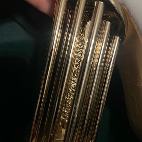 SALVATORE FERRAGAMO WHITE BOOTIES - Picture 5 of 7